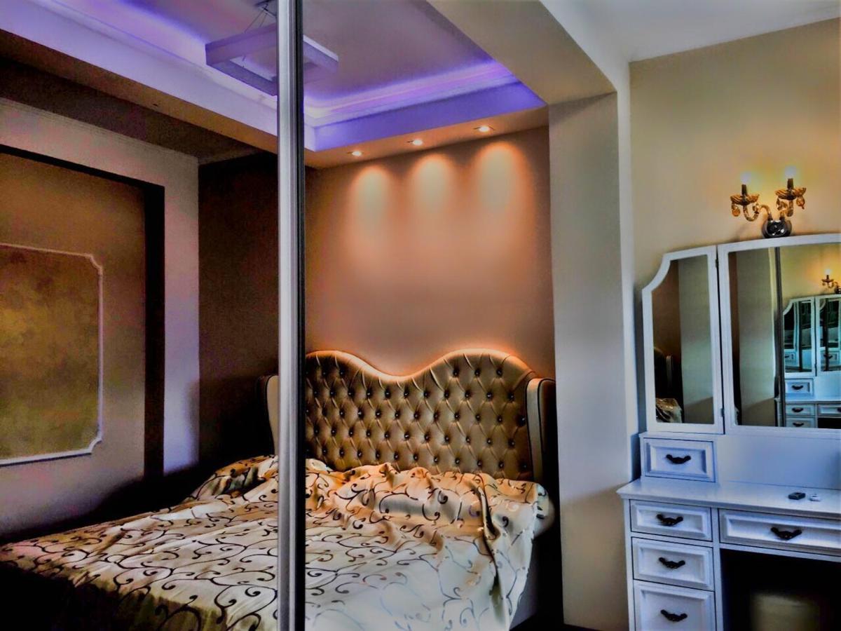 Royal Queen And King Luxury Apartment Saranda Kültér fotó